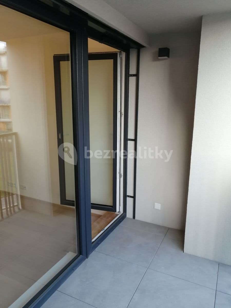 Pronájem bytu 2+kk 53 m², Olgy Havlové, Praha, Praha Pronájem bytu 2+kk 53 m², Olgy Havlové, Praha, Praha