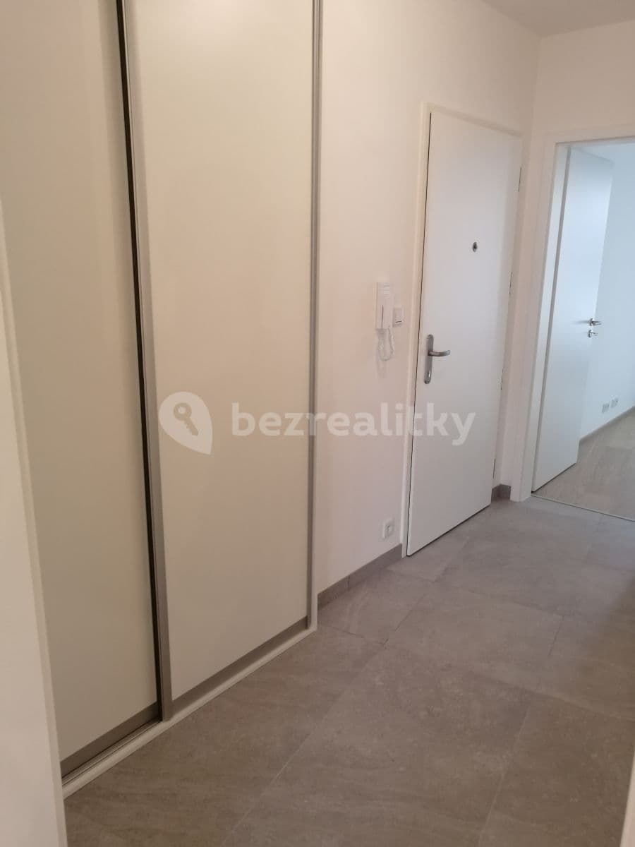 Pronájem bytu 2+kk 53 m², Olgy Havlové, Praha, Praha Pronájem bytu 2+kk 53 m², Olgy Havlové, Praha, Praha