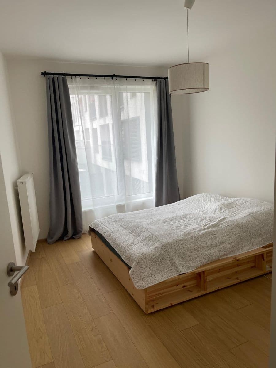 Pronájem bytu 2+kk 53 m², Olgy Havlové, Praha, Praha Pronájem bytu 2+kk 53 m², Olgy Havlové, Praha, Praha