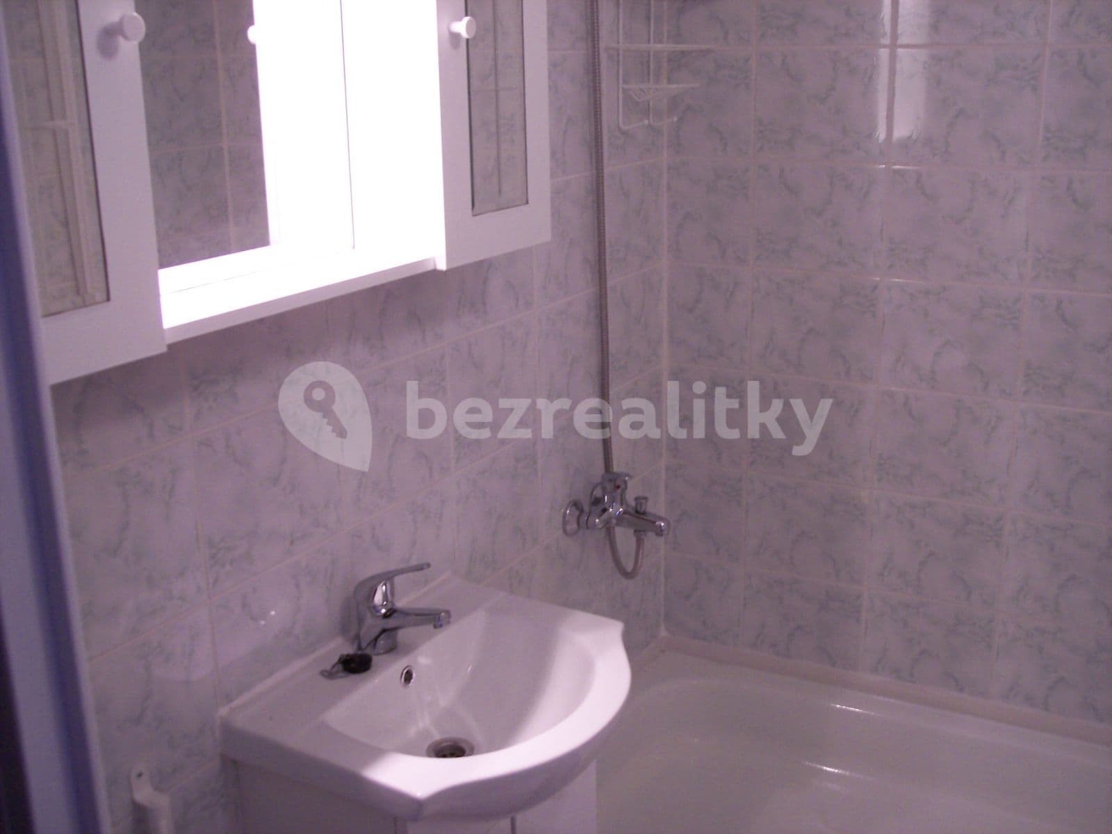 Pronájem bytu 2+kk 45 m², Bellušova, Praha, Praha Pronájem bytu 2+kk 45 m², Bellušova, Praha, Praha