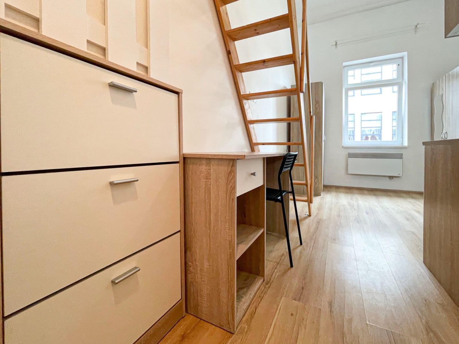 Pronájem bytu 1+kk 23 m², Hybešova, Brno, Jihomoravský kraj Pronájem bytu 1+kk 23 m², Hybešova, Brno, Jihomoravský kraj