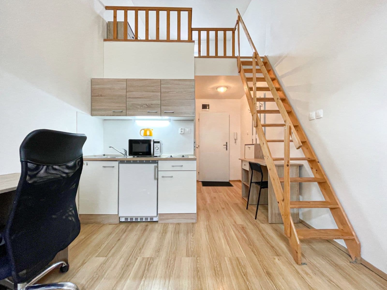 Pronájem bytu 1+kk 23 m², Hybešova, Brno, Jihomoravský kraj Pronájem bytu 1+kk 23 m², Hybešova, Brno, Jihomoravský kraj