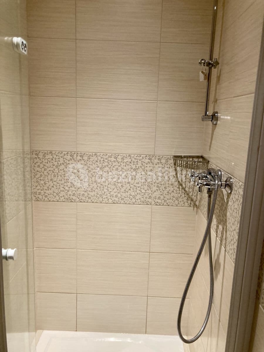 Pronájem bytu 1+kk 30 m², V Šáreckém údolí, Praha, Praha Pronájem bytu 1+kk 30 m², V Šáreckém údolí, Praha, Praha