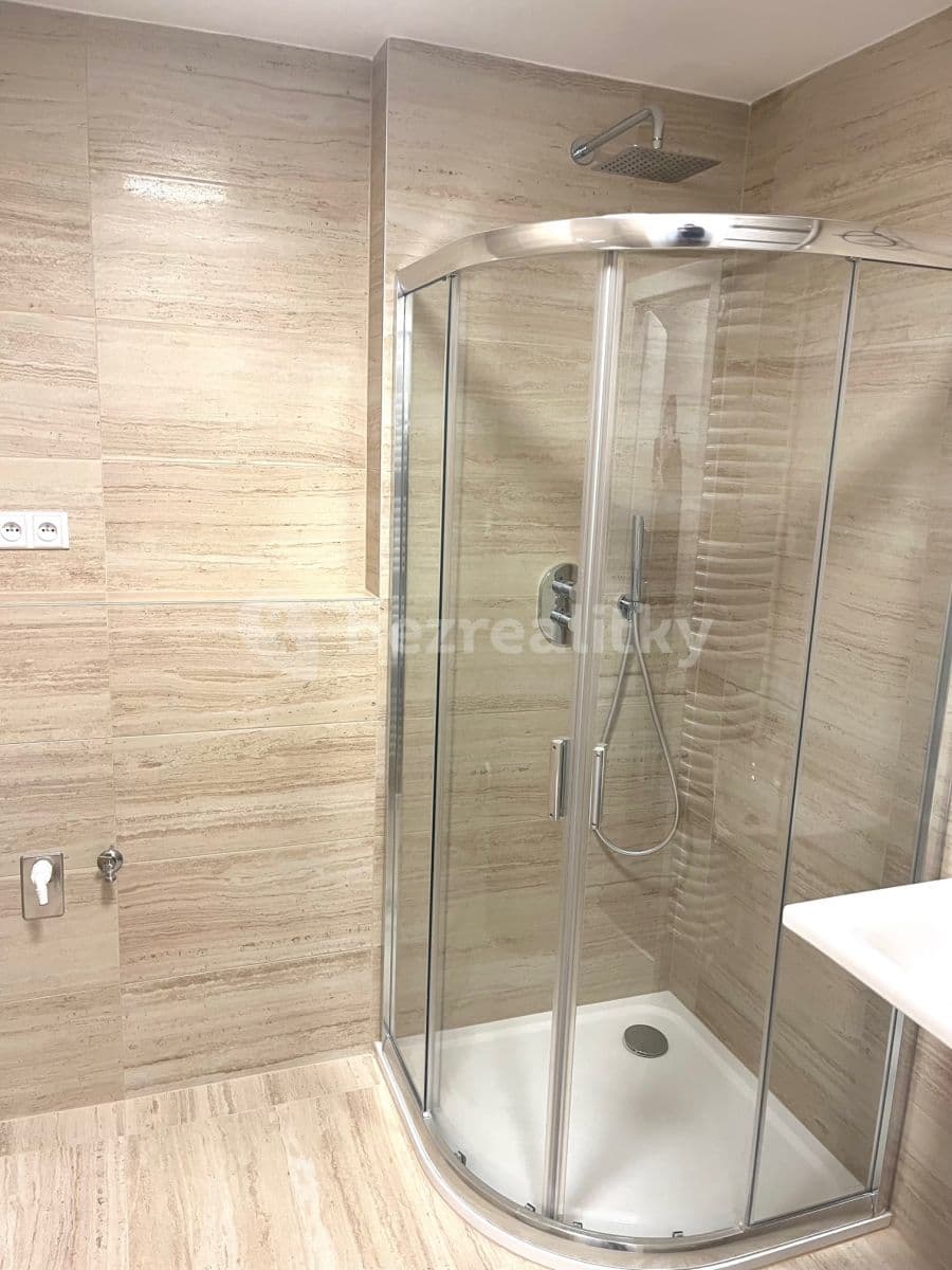Pronájem bytu 1+kk 33 m², Zborovská, Brno, Jihomoravský kraj Pronájem bytu 1+kk 33 m², Zborovská, Brno, Jihomoravský kraj