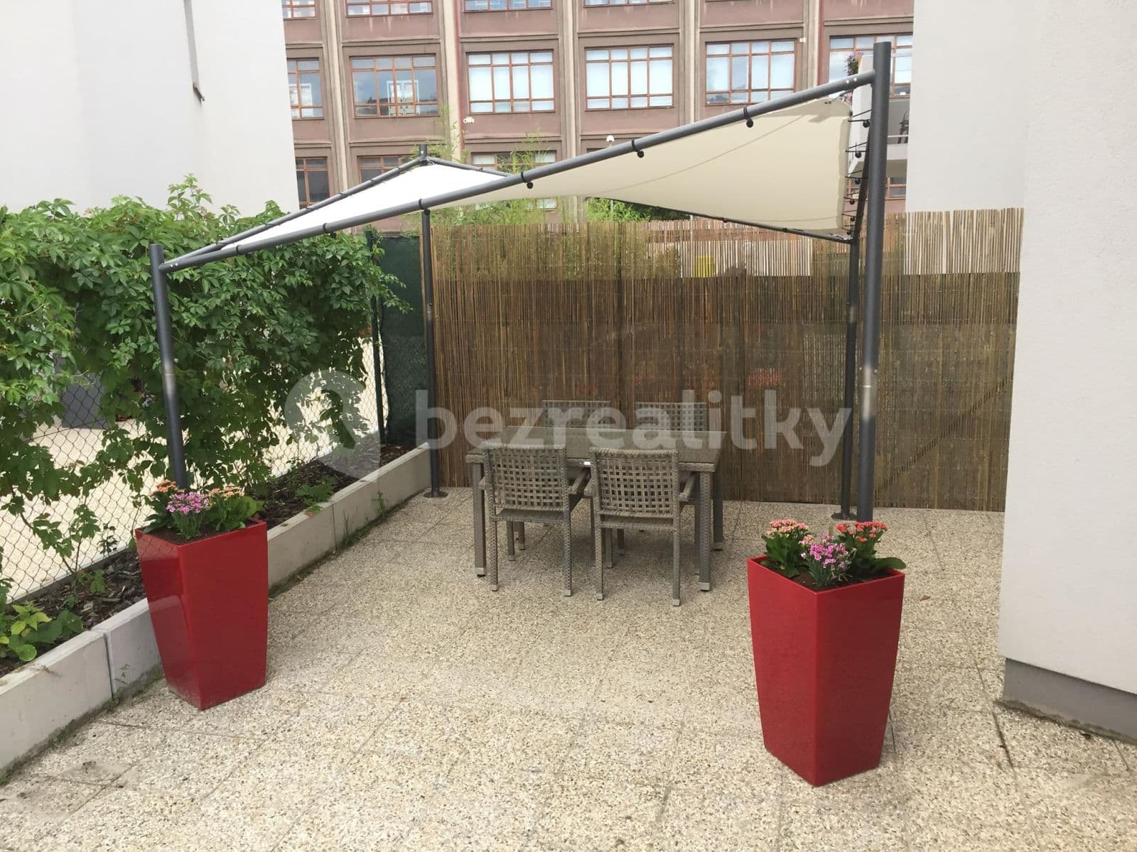 Pronájem bytu 2+kk 56 m², Naskové, Praha, Praha Pronájem bytu 2+kk 56 m², Naskové, Praha, Praha