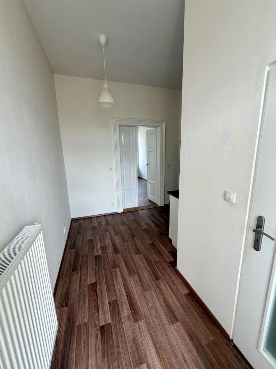 Pronájem bytu 1+1 38 m², Holečkova, Praha, Praha Pronájem bytu 1+1 38 m², Holečkova, Praha, Praha