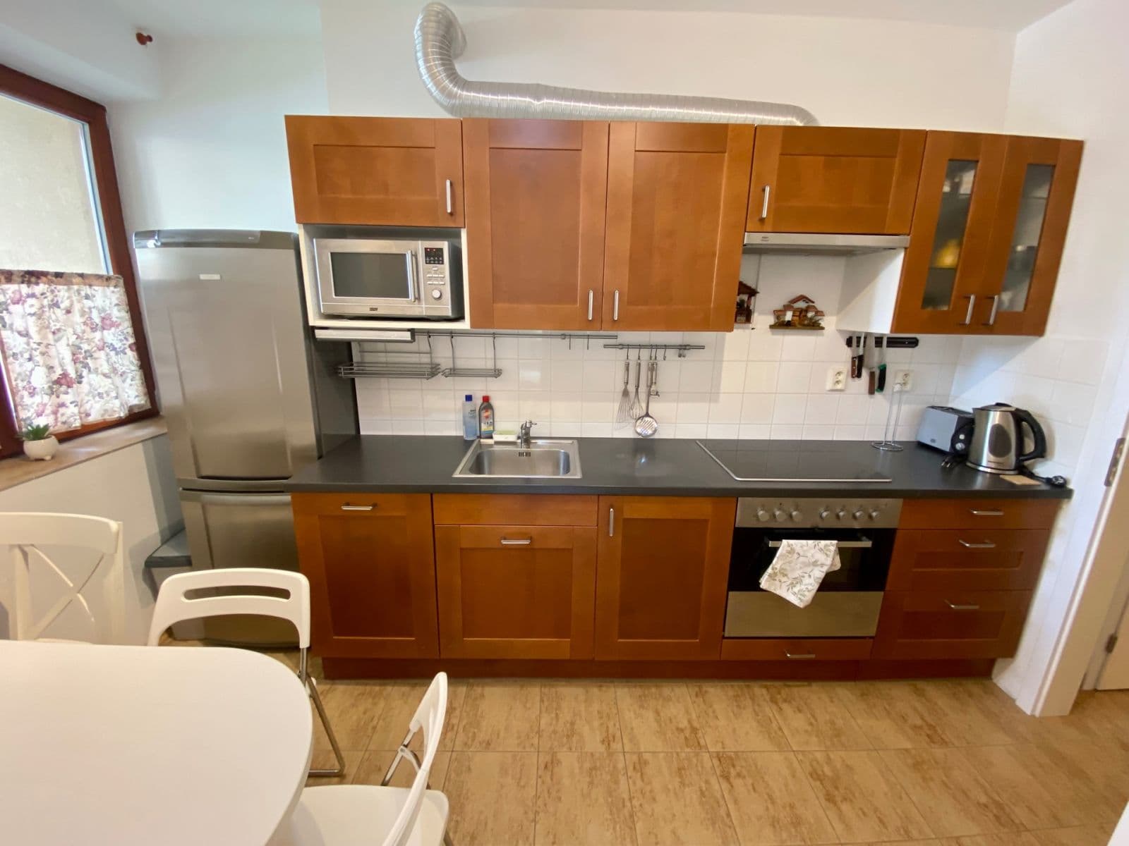 Pronájem bytu 2+1 44 m², Velké Přílepy, Středočeský kraj Pronájem bytu 2+1 44 m², Velké Přílepy, Středočeský kraj