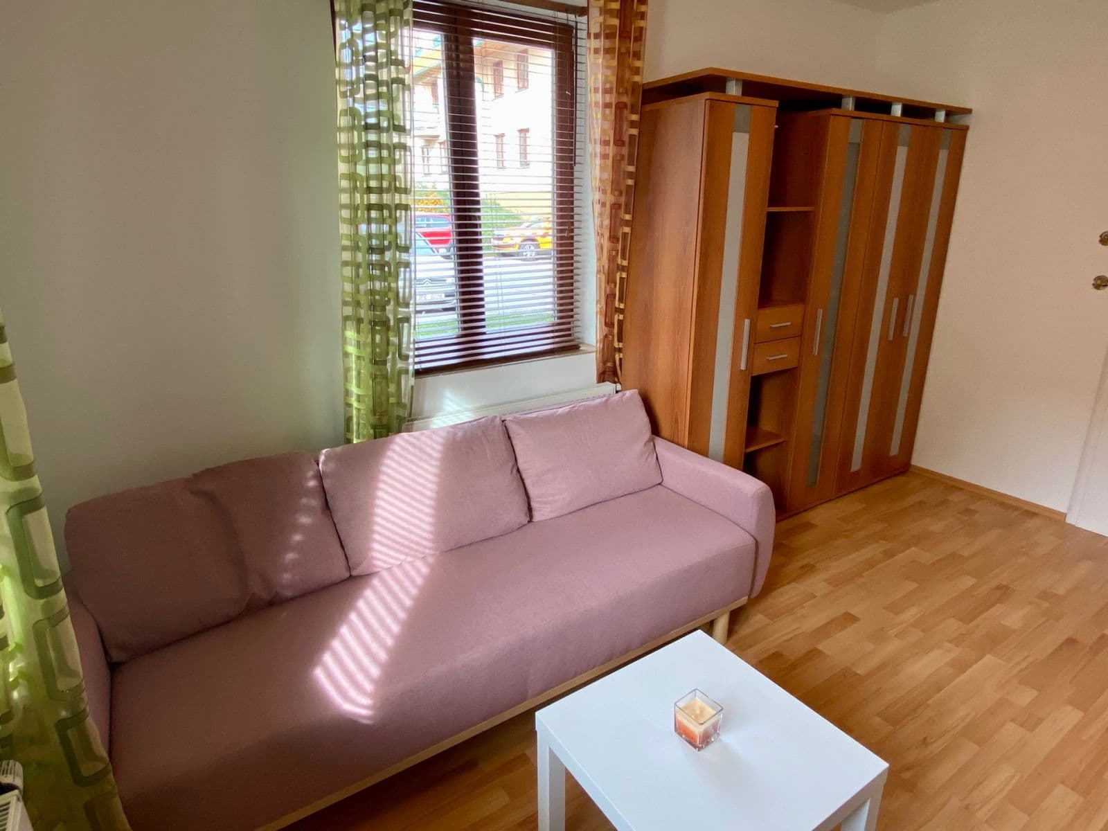 Pronájem bytu 2+1 44 m², Velké Přílepy, Středočeský kraj Pronájem bytu 2+1 44 m², Velké Přílepy, Středočeský kraj