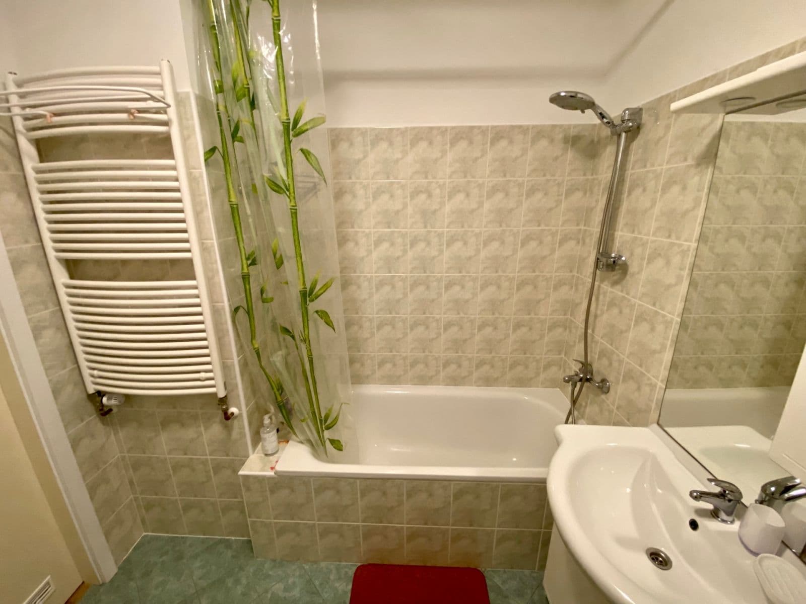 Pronájem bytu 2+1 44 m², Velké Přílepy, Středočeský kraj Pronájem bytu 2+1 44 m², Velké Přílepy, Středočeský kraj