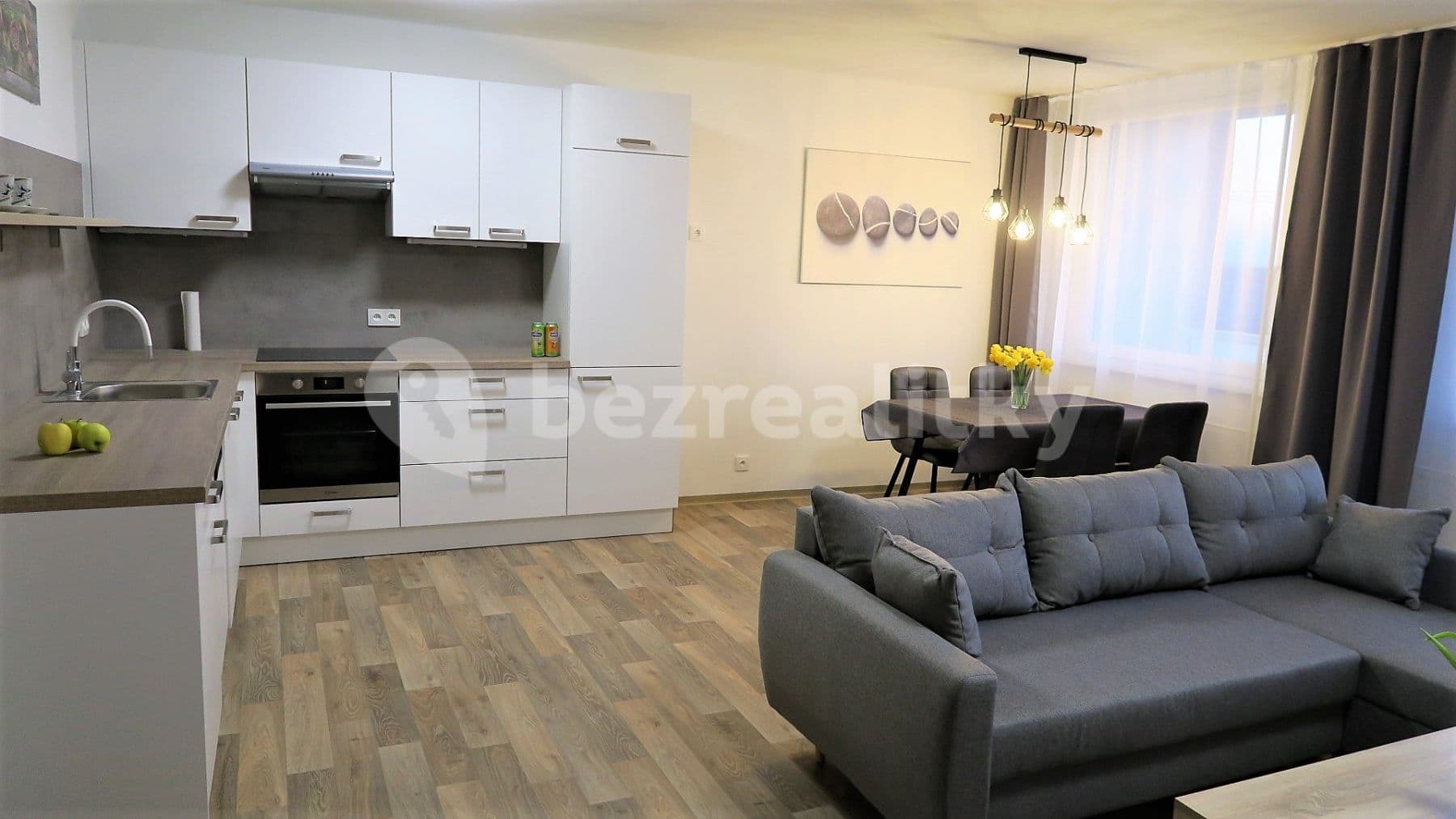 Pronájem bytu 4+kk 95 m², Doležalova, Praha, Praha Pronájem bytu 4+kk 95 m², Doležalova, Praha, Praha