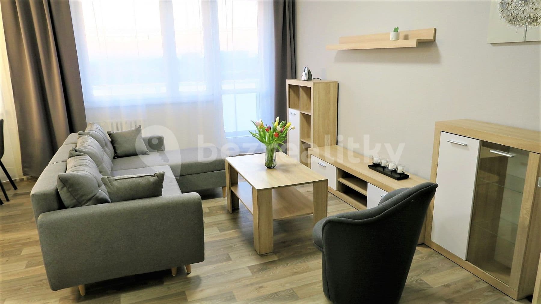Pronájem bytu 4+kk 95 m², Doležalova, Praha, Praha Pronájem bytu 4+kk 95 m², Doležalova, Praha, Praha