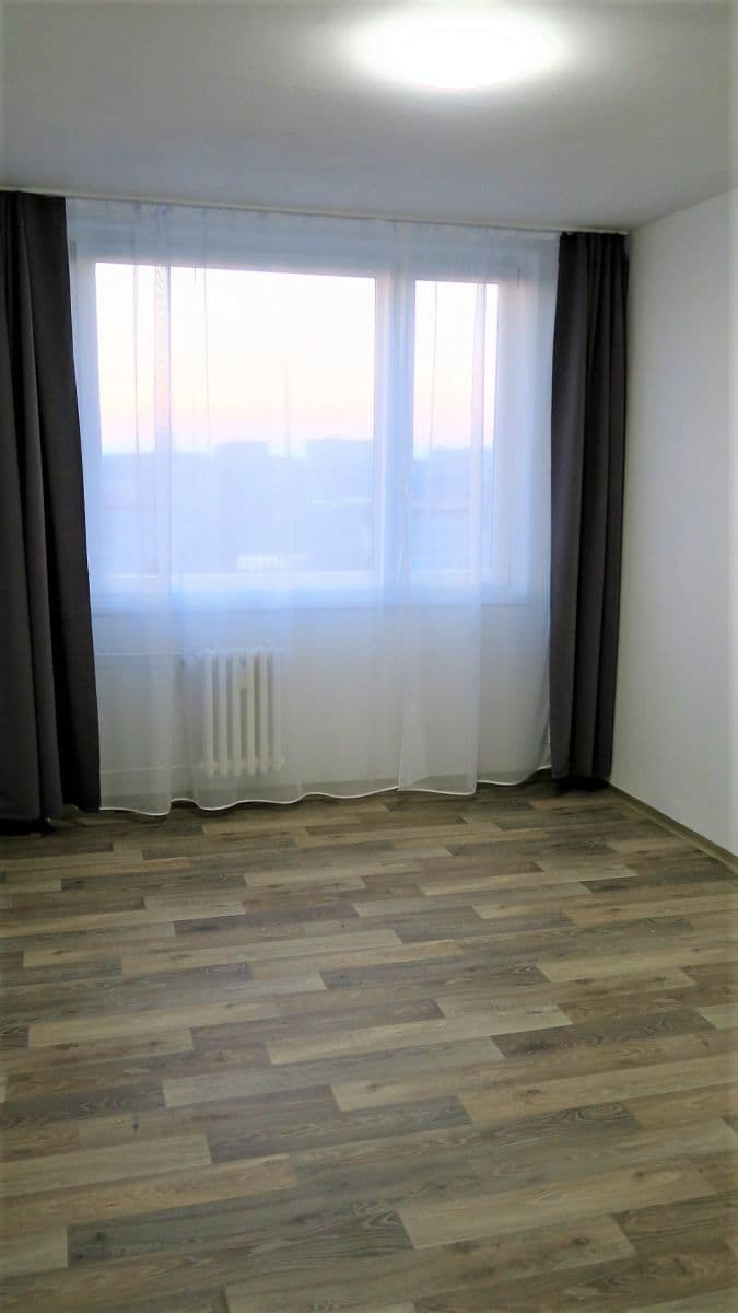 Pronájem bytu 4+kk 95 m², Doležalova, Praha, Praha Pronájem bytu 4+kk 95 m², Doležalova, Praha, Praha
