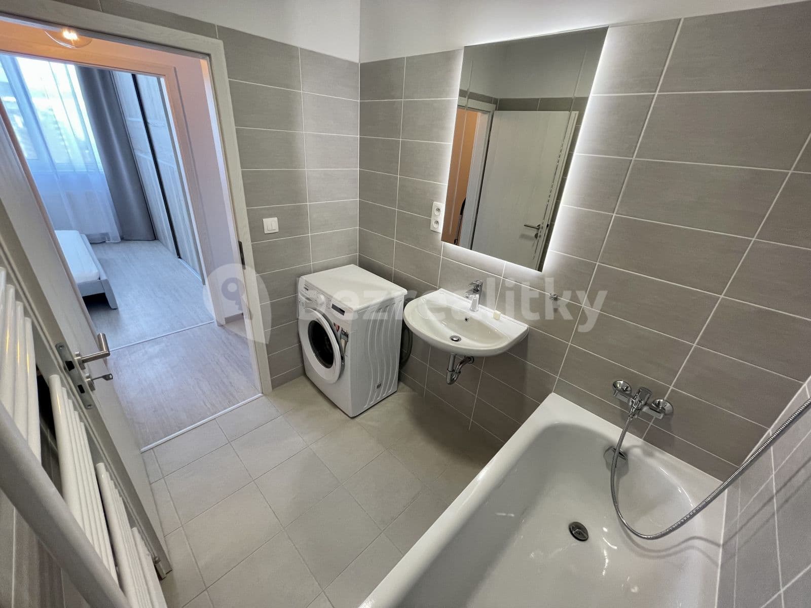 Pronájem bytu 2+1 62 m², Tomášikova, Ružinov, Bratislavský kraj Pronájem bytu 2+1 62 m², Tomášikova, Ružinov, Bratislavský kraj