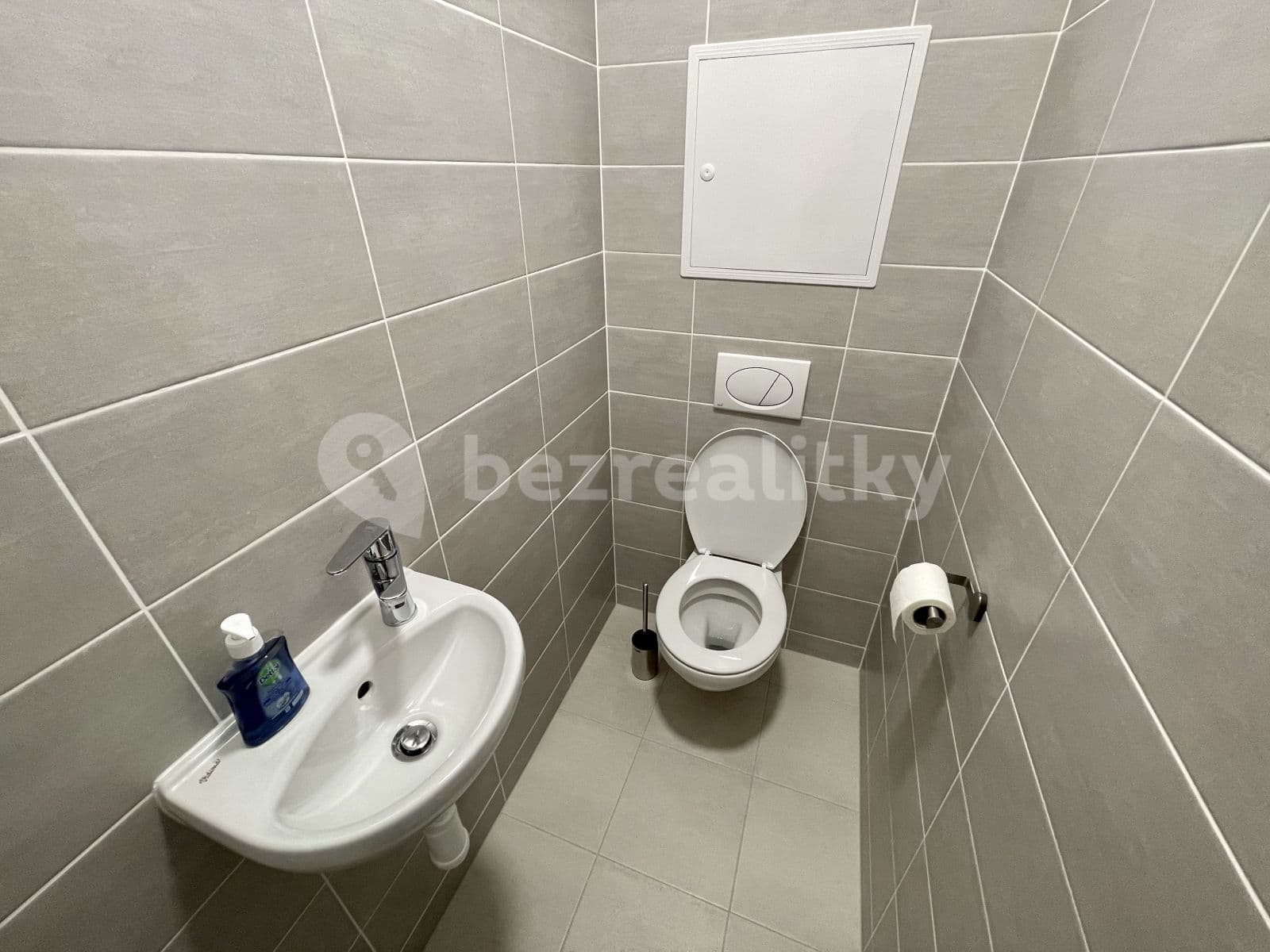 Pronájem bytu 2+1 62 m², Tomášikova, Ružinov, Bratislavský kraj Pronájem bytu 2+1 62 m², Tomášikova, Ružinov, Bratislavský kraj