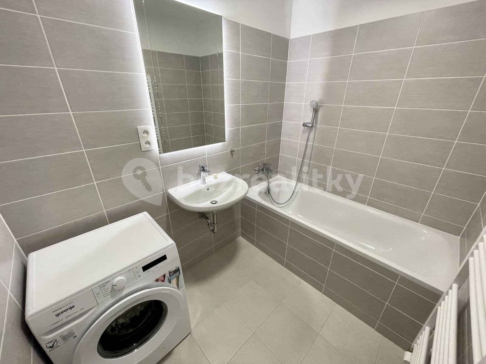 Pronájem bytu 2+1 62 m², Tomášikova, Ružinov, Bratislavský kraj Pronájem bytu 2+1 62 m², Tomášikova, Ružinov, Bratislavský kraj