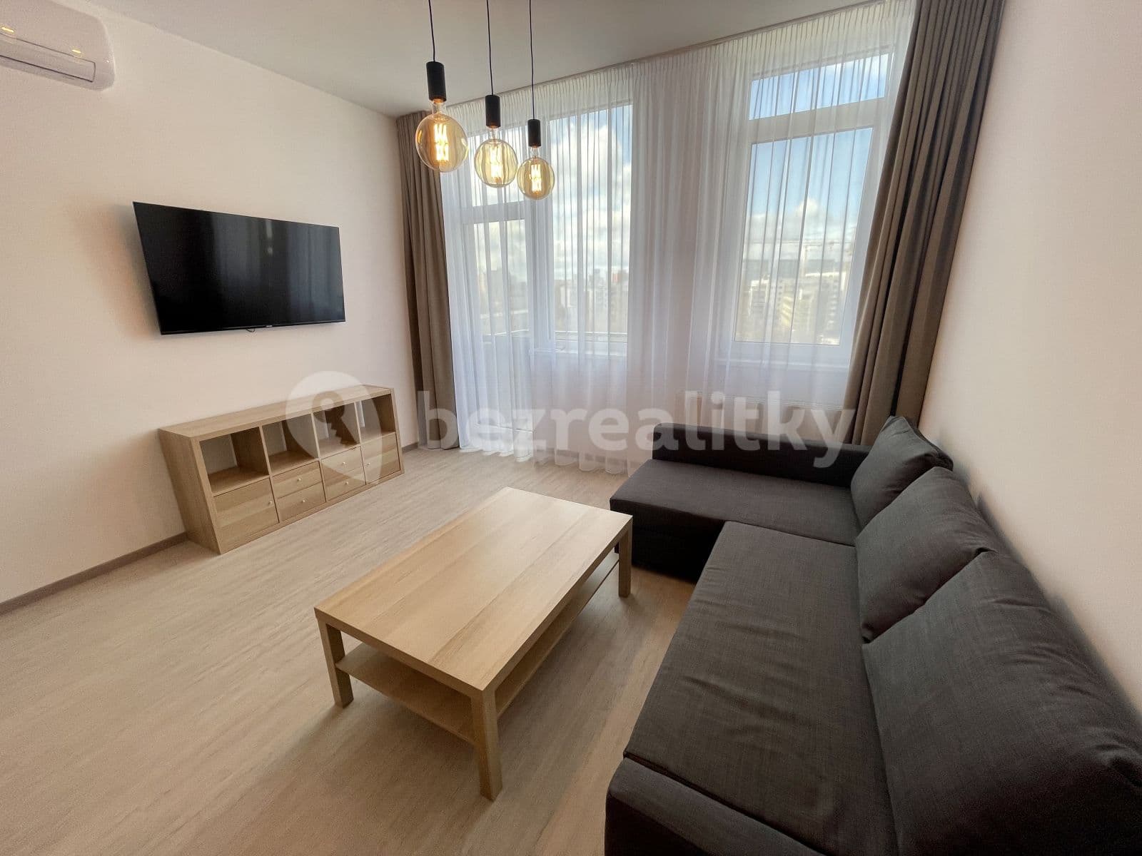 Pronájem bytu 2+1 62 m², Tomášikova, Ružinov, Bratislavský kraj Pronájem bytu 2+1 62 m², Tomášikova, Ružinov, Bratislavský kraj