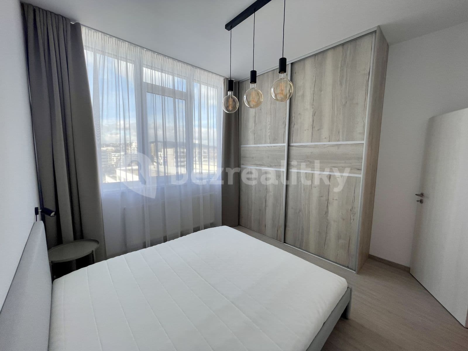 Pronájem bytu 2+1 62 m², Tomášikova, Ružinov, Bratislavský kraj Pronájem bytu 2+1 62 m², Tomášikova, Ružinov, Bratislavský kraj