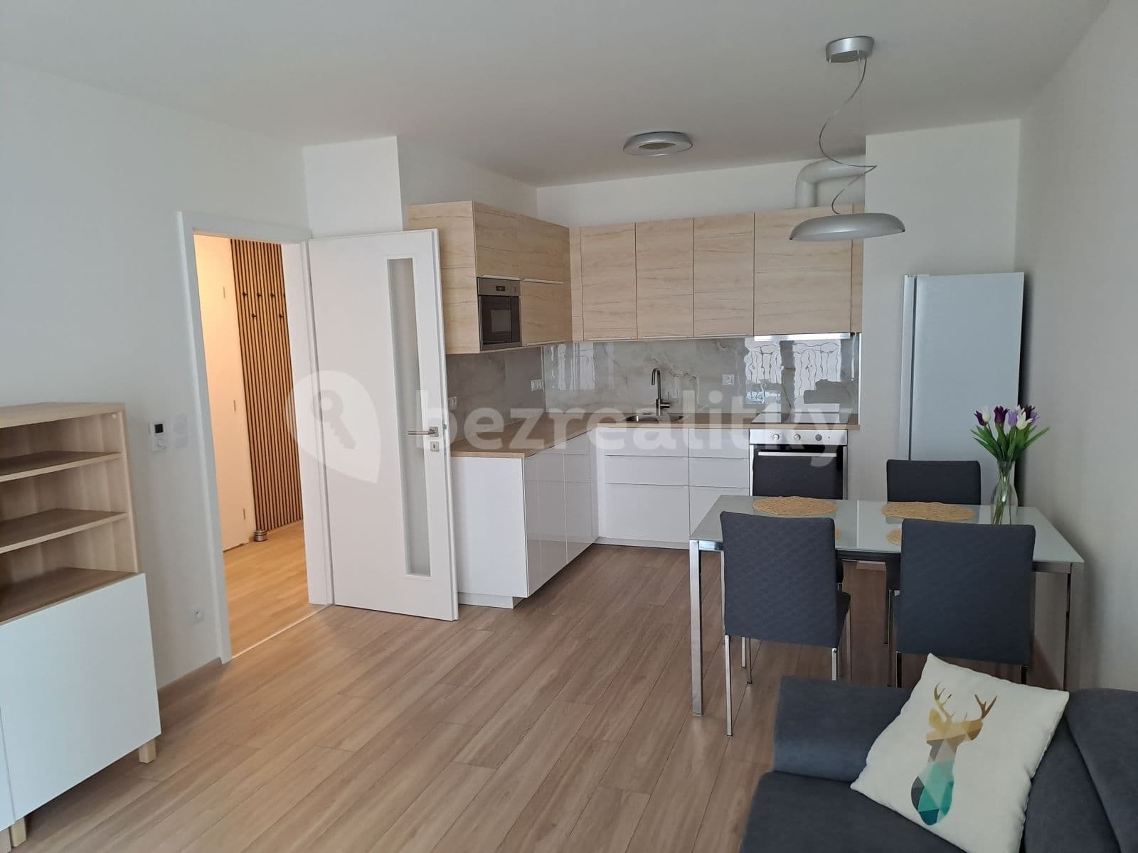 Pronájem bytu 2+kk 56 m², V Háji, Praha, Praha Pronájem bytu 2+kk 56 m², V Háji, Praha, Praha