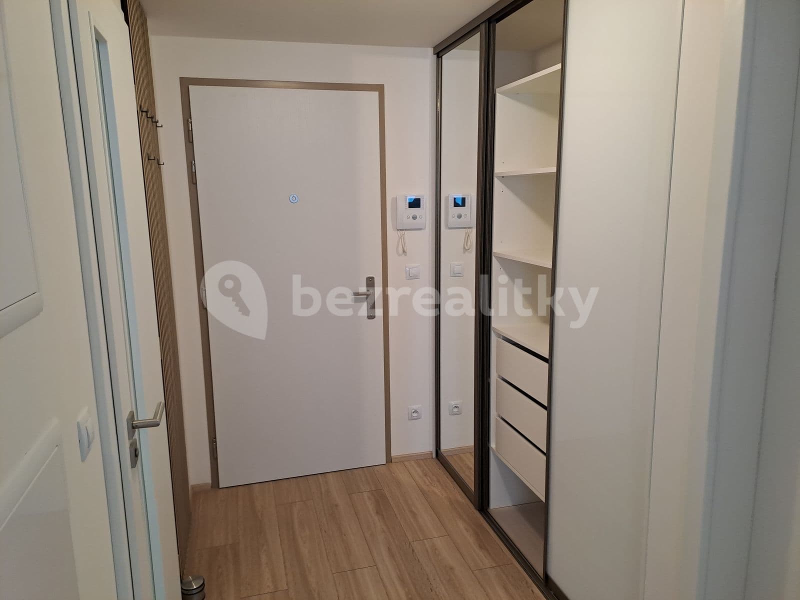 Pronájem bytu 2+kk 56 m², V Háji, Praha, Praha Pronájem bytu 2+kk 56 m², V Háji, Praha, Praha