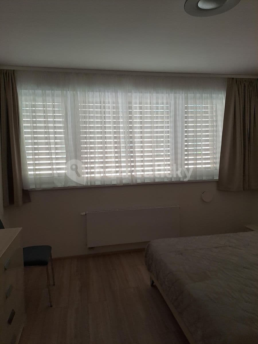 Pronájem bytu 2+kk 56 m², V Háji, Praha, Praha Pronájem bytu 2+kk 56 m², V Háji, Praha, Praha