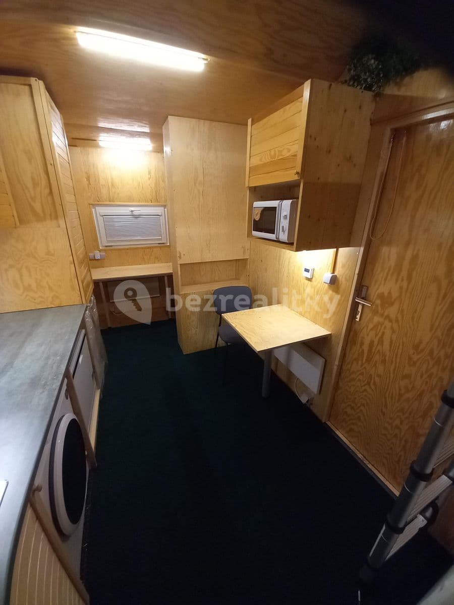 Pronájem bytu 1+kk 12 m², Branické náměstí, Praha, Praha Pronájem bytu 1+kk 12 m², Branické náměstí, Praha, Praha