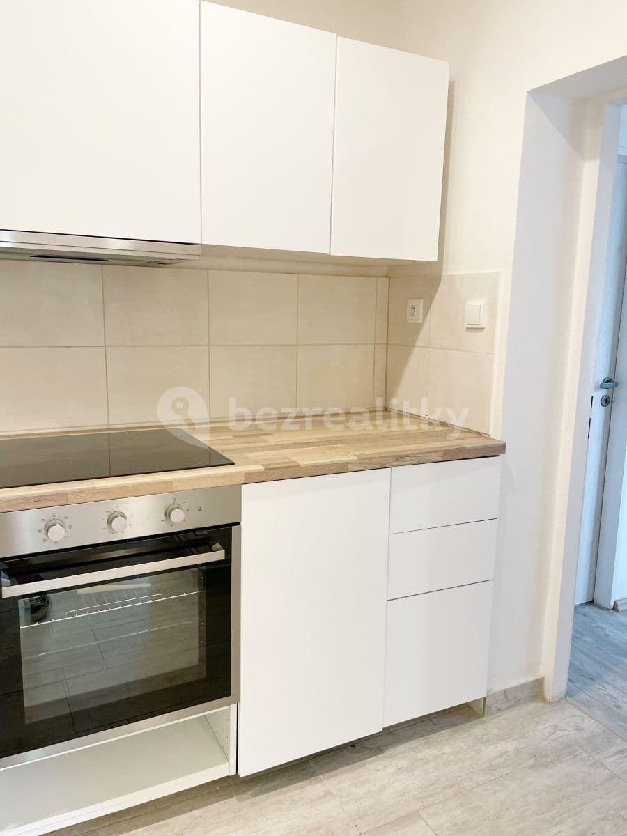 Pronájem domu 90 m², pozemek 100 m², Na kopečku, Lety, Středočeský kraj Pronájem domu 90 m², pozemek 100 m², Na kopečku, Lety, Středočeský kraj