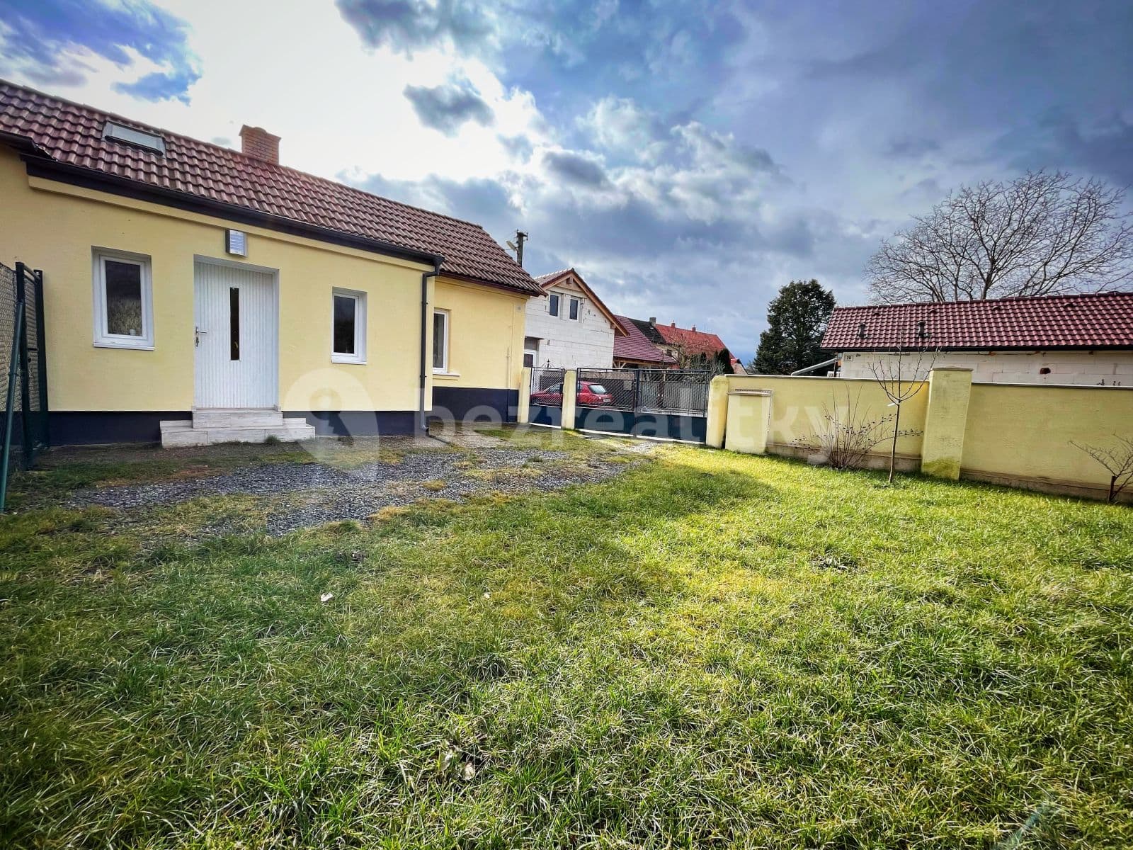 Pronájem domu 90 m², pozemek 100 m², Na kopečku, Lety, Středočeský kraj Pronájem domu 90 m², pozemek 100 m², Na kopečku, Lety, Středočeský kraj