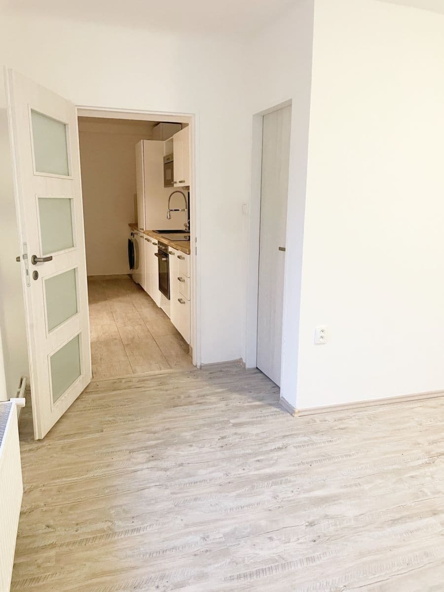 Pronájem domu 90 m², pozemek 100 m², Na kopečku, Lety, Středočeský kraj Pronájem domu 90 m², pozemek 100 m², Na kopečku, Lety, Středočeský kraj