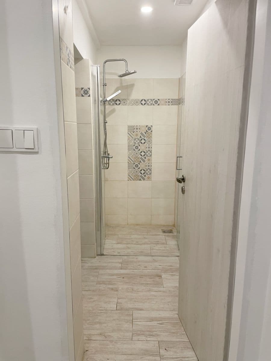 Pronájem domu 90 m², pozemek 100 m², Na kopečku, Lety, Středočeský kraj Pronájem domu 90 m², pozemek 100 m², Na kopečku, Lety, Středočeský kraj