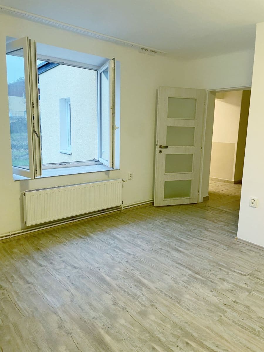 Pronájem domu 90 m², pozemek 100 m², Na kopečku, Lety, Středočeský kraj Pronájem domu 90 m², pozemek 100 m², Na kopečku, Lety, Středočeský kraj