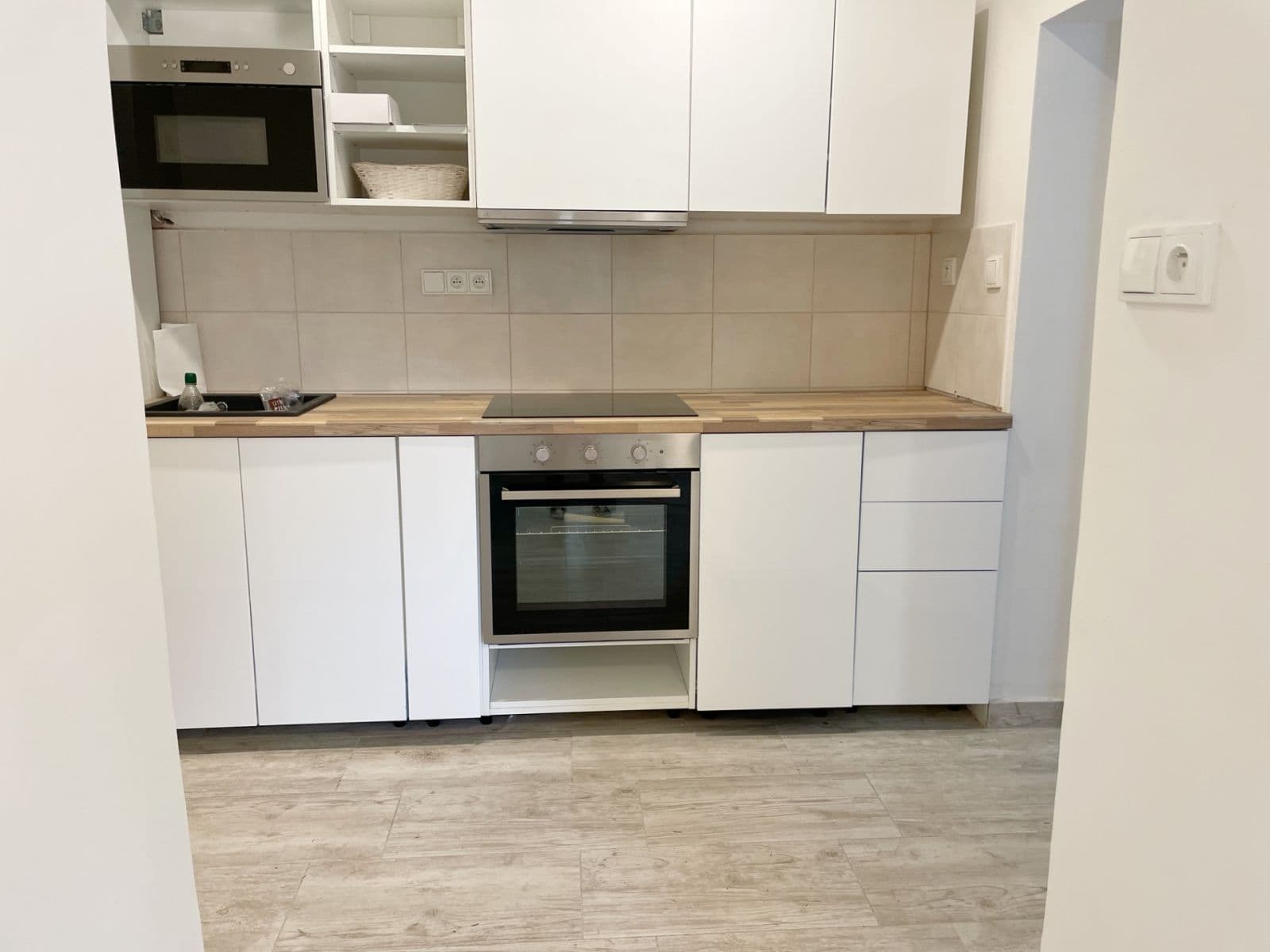 Pronájem domu 90 m², pozemek 100 m², Na kopečku, Lety, Středočeský kraj Pronájem domu 90 m², pozemek 100 m², Na kopečku, Lety, Středočeský kraj