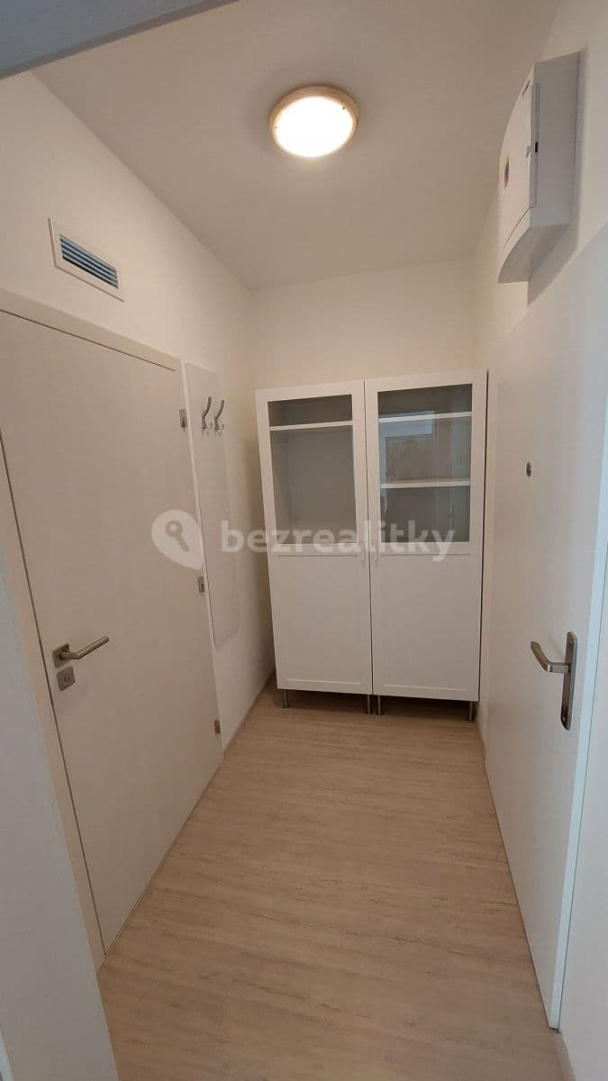 Pronájem bytu Garsoniéra 32 m², Střední, Brno, Jihomoravský kraj Pronájem bytu Garsoniéra 32 m², Střední, Brno, Jihomoravský kraj