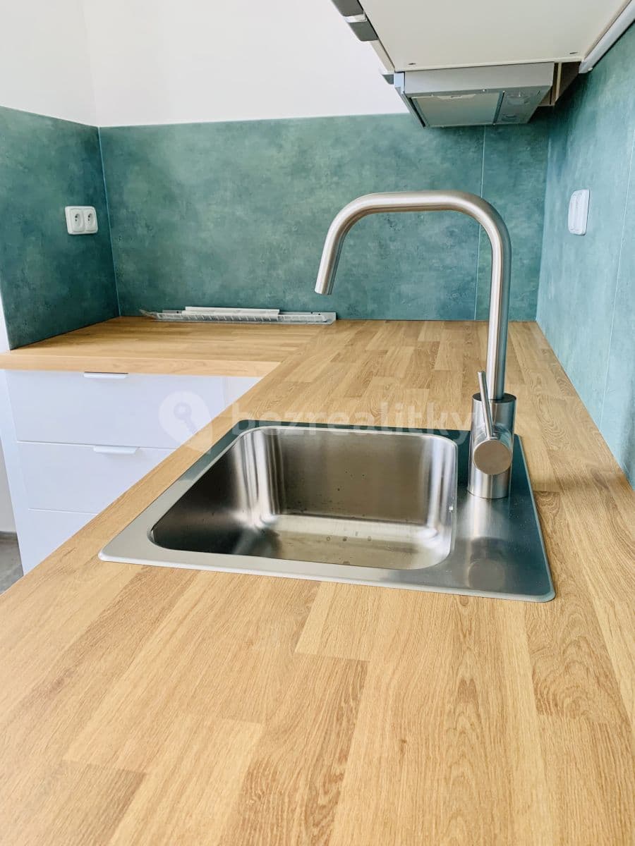 Pronájem bytu 1+1 36 m², K Hájku, Nová Paka, Královéhradecký kraj Pronájem bytu 1+1 36 m², K Hájku, Nová Paka, Královéhradecký kraj