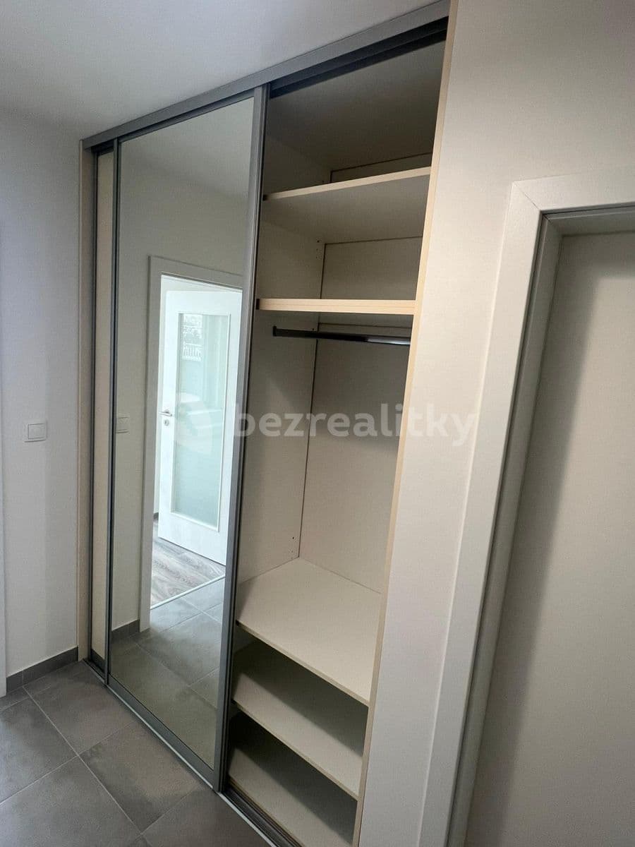 Pronájem bytu 2+kk 53 m², K Vystrkovu, Praha, Praha Pronájem bytu 2+kk 53 m², K Vystrkovu, Praha, Praha