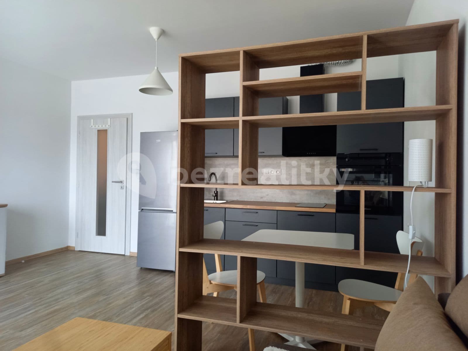 Pronájem bytu 1+kk 31 m², U Potoka, Mělník, Středočeský kraj Pronájem bytu 1+kk 31 m², U Potoka, Mělník, Středočeský kraj