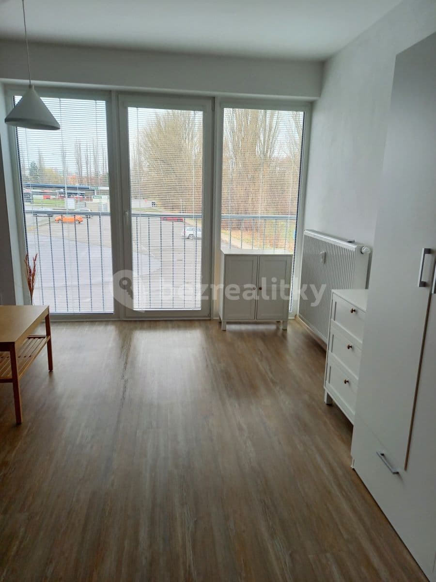 Pronájem bytu 1+kk 31 m², U Potoka, Mělník, Středočeský kraj Pronájem bytu 1+kk 31 m², U Potoka, Mělník, Středočeský kraj