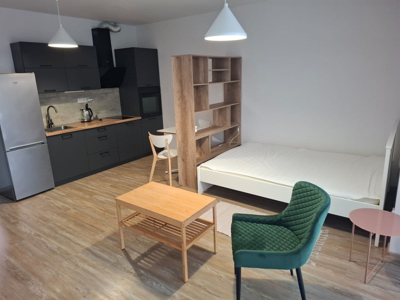 Pronájem bytu 1+kk 31 m², U Potoka, Mělník, Středočeský kraj Pronájem bytu 1+kk 31 m², U Potoka, Mělník, Středočeský kraj