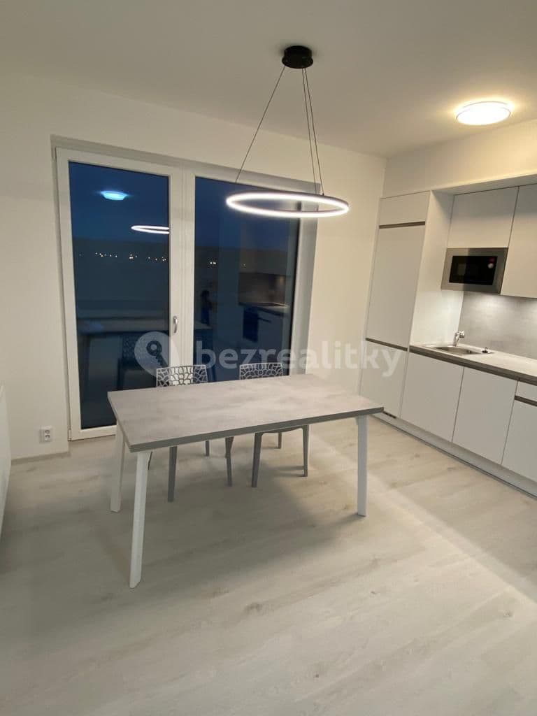 Pronájem bytu 2+kk 59 m², Táhlá, Brandýs nad Labem-Stará Boleslav, Středočeský kraj Pronájem bytu 2+kk 59 m², Táhlá, Brandýs nad Labem-Stará Boleslav, Středočeský kraj