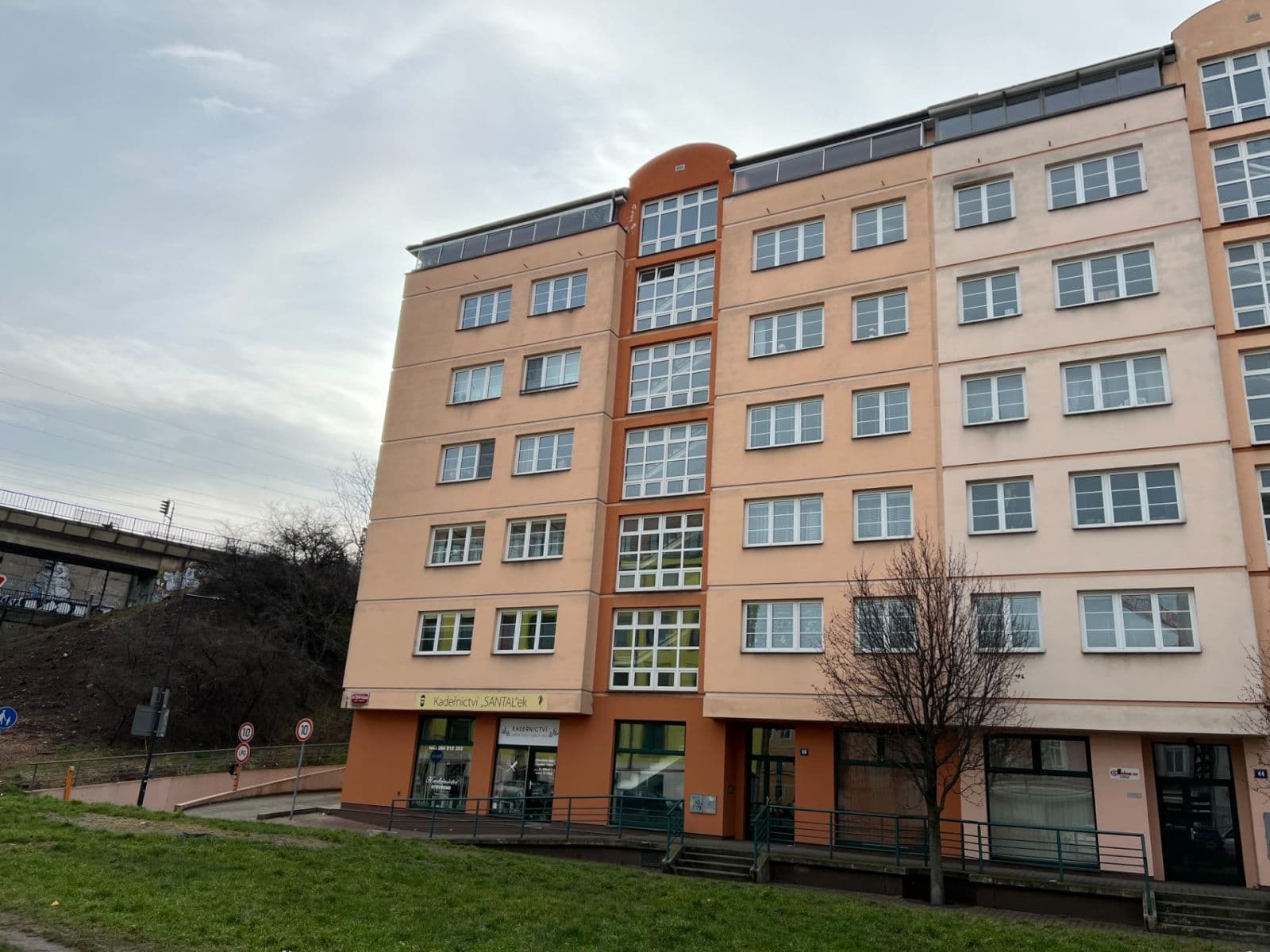 Prodej bytu 2+kk 64 m², Na Žertvách, Praha, Praha Prodej bytu 2+kk 64 m², Na Žertvách, Praha, Praha