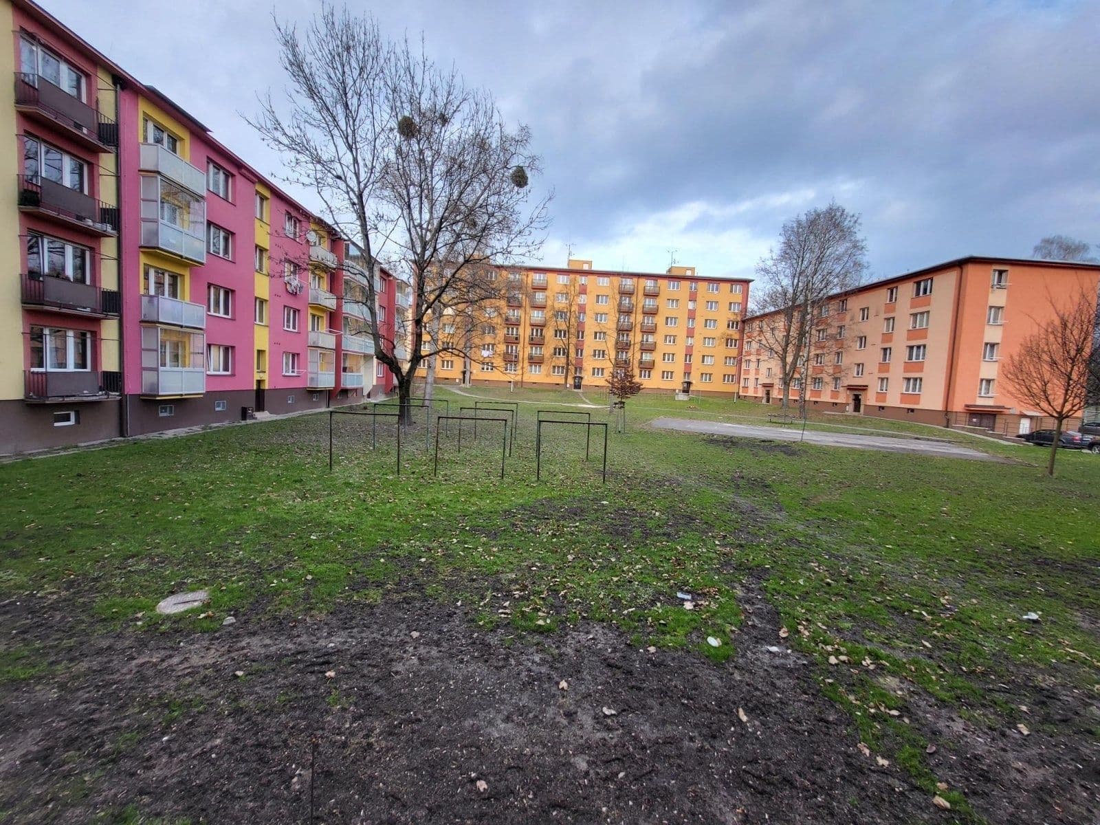 Pronájem bytu 3+1 69 m², Kosmonautů, Karviná, Moravskoslezský kraj Pronájem bytu 3+1 69 m², Kosmonautů, Karviná, Moravskoslezský kraj