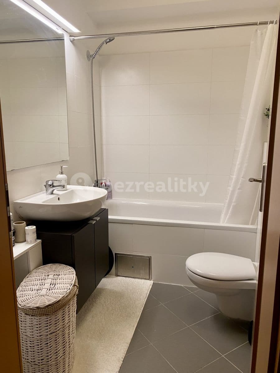 Pronájem bytu 2+kk 55 m², Litoměřická, Praha, Praha Pronájem bytu 2+kk 55 m², Litoměřická, Praha, Praha
