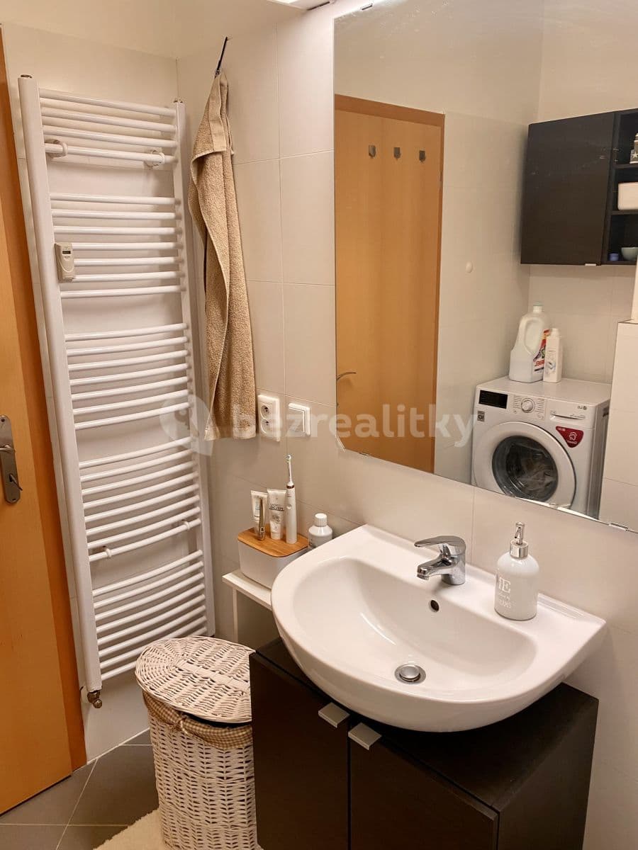 Pronájem bytu 2+kk 55 m², Litoměřická, Praha, Praha Pronájem bytu 2+kk 55 m², Litoměřická, Praha, Praha