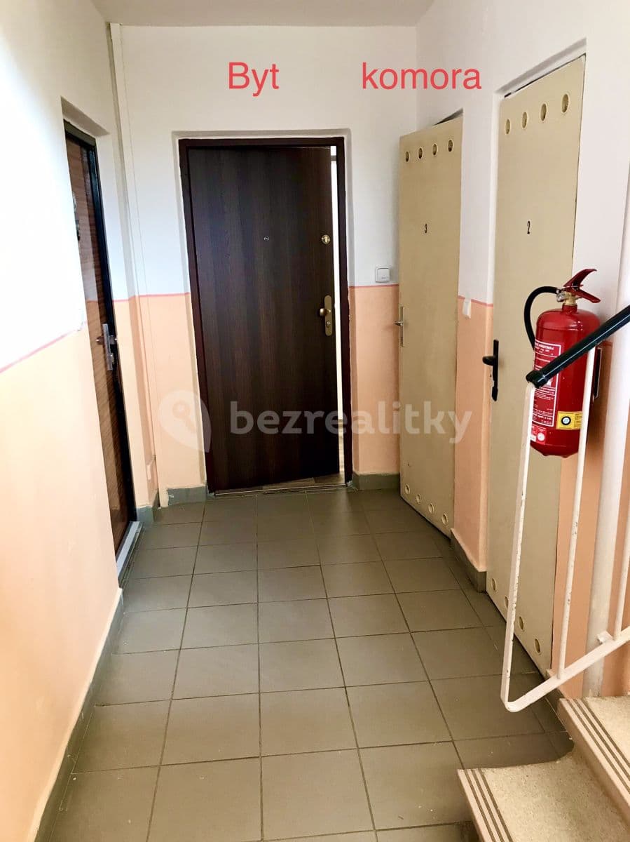 Pronájem bytu 1+kk 30 m², Hlávkova, Teplice, Ústecký kraj Pronájem bytu 1+kk 30 m², Hlávkova, Teplice, Ústecký kraj