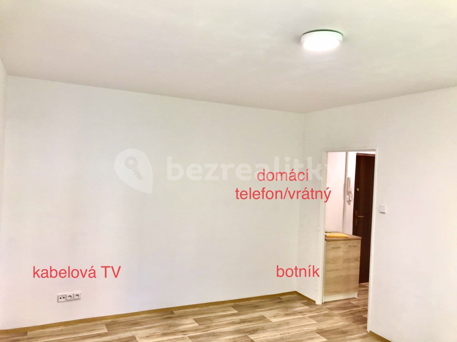 Pronájem bytu 1+kk 30 m², Hlávkova, Teplice, Ústecký kraj Pronájem bytu 1+kk 30 m², Hlávkova, Teplice, Ústecký kraj