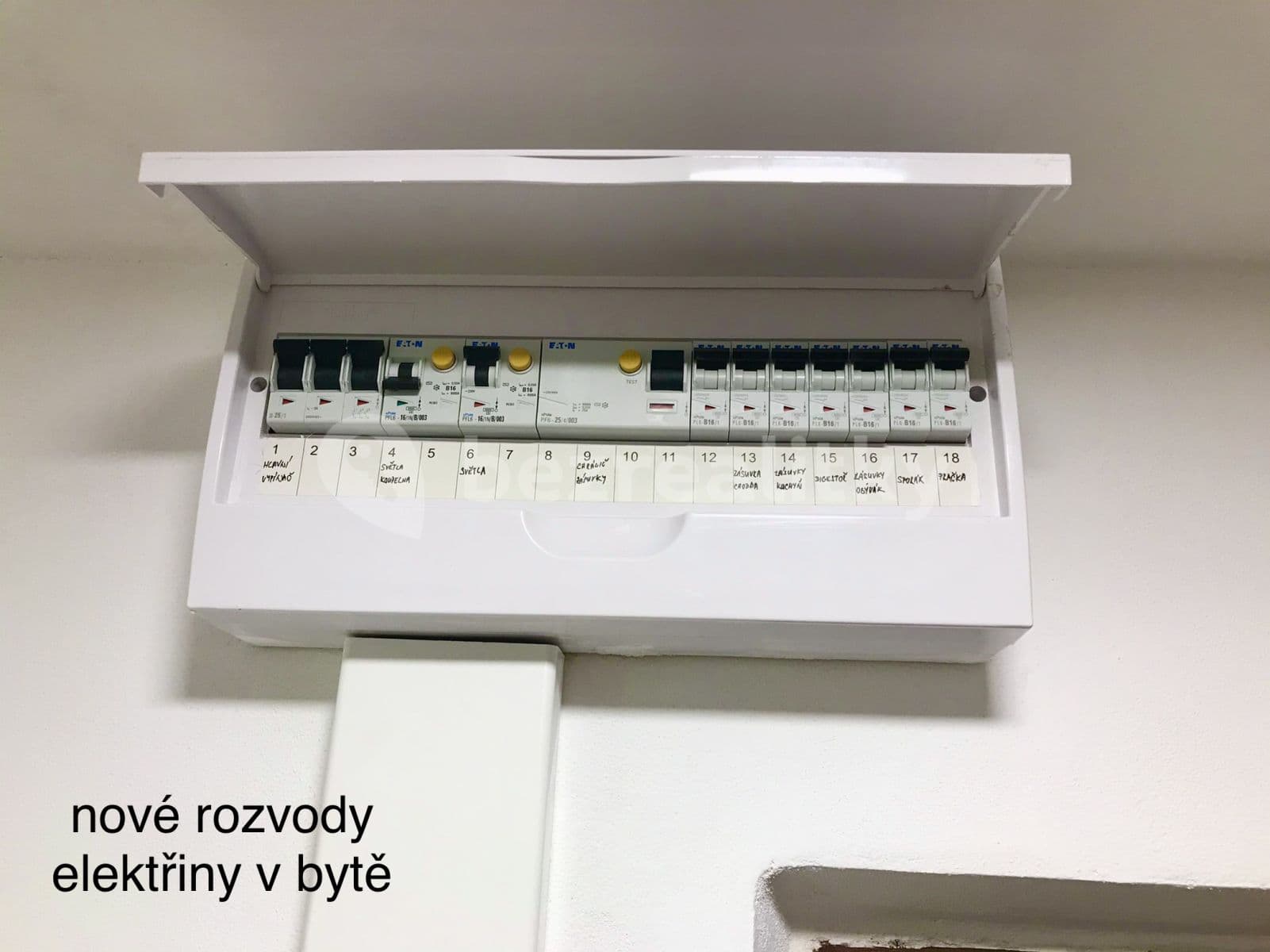 Pronájem bytu 1+kk 30 m², Hlávkova, Teplice, Ústecký kraj Pronájem bytu 1+kk 30 m², Hlávkova, Teplice, Ústecký kraj