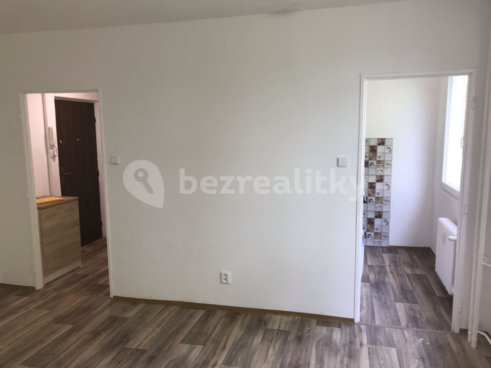 Pronájem bytu 1+kk 30 m², Hlávkova, Teplice, Ústecký kraj Pronájem bytu 1+kk 30 m², Hlávkova, Teplice, Ústecký kraj