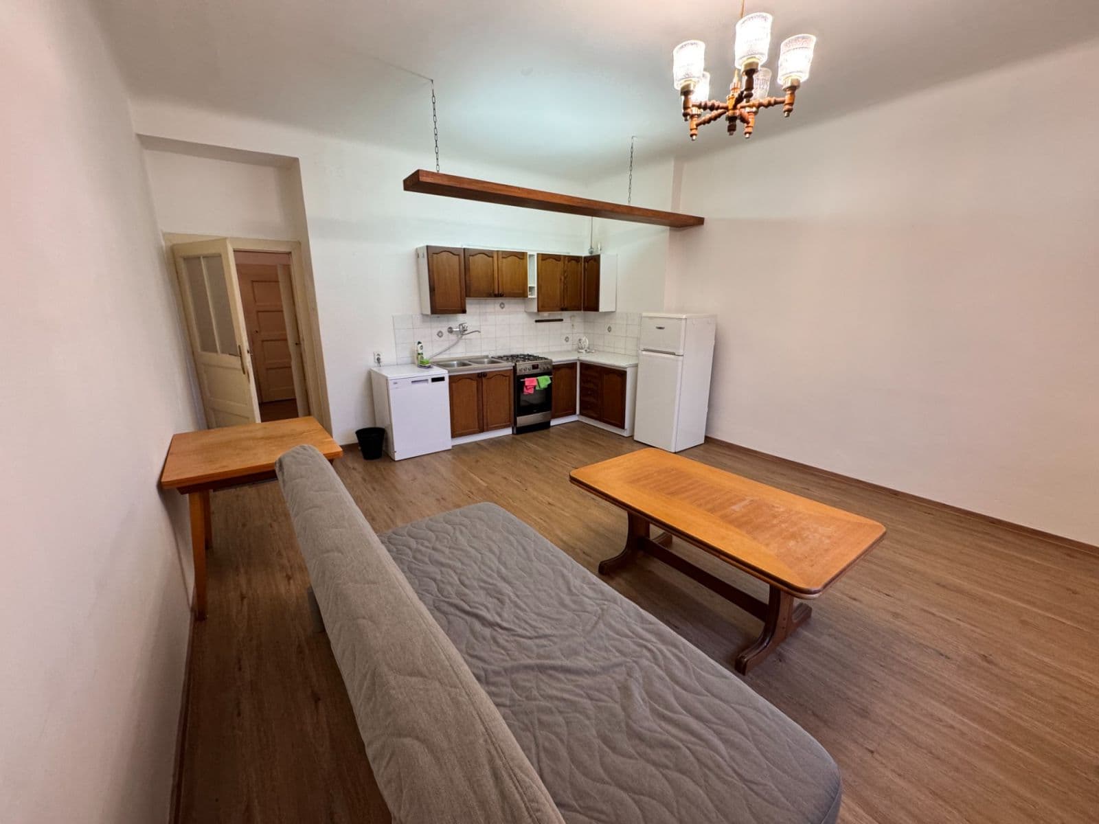 Pronájem bytu 2+kk 55 m², Komunardů, Praha, Praha Pronájem bytu 2+kk 55 m², Komunardů, Praha, Praha