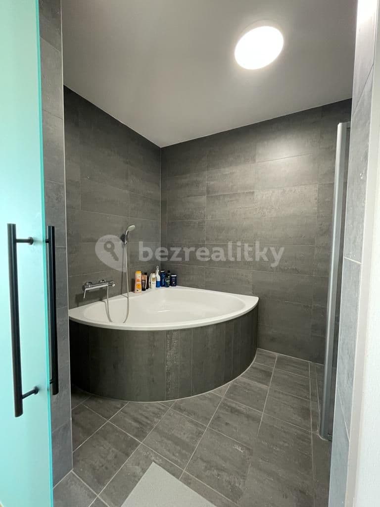 Pronájem bytu 4+kk 90 m², U Uranie, Praha, Praha Pronájem bytu 4+kk 90 m², U Uranie, Praha, Praha
