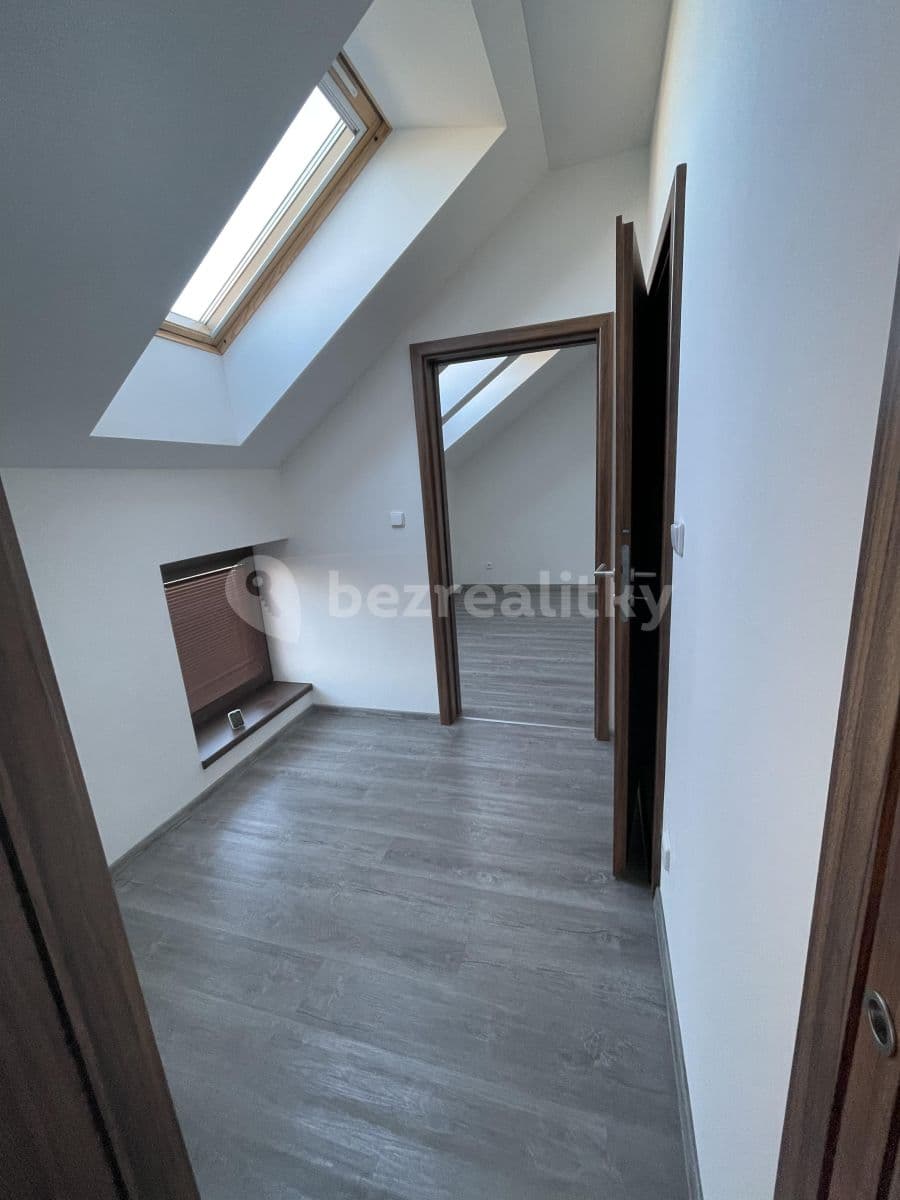 Pronájem bytu 2+kk 55 m², Karla IV., Vysoký Újezd, Středočeský kraj Pronájem bytu 2+kk 55 m², Karla IV., Vysoký Újezd, Středočeský kraj