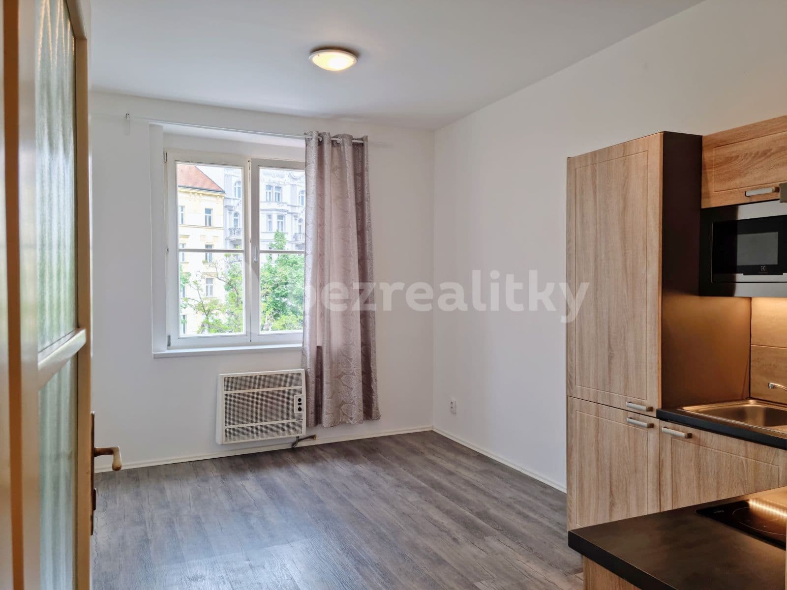 Pronájem bytu 2+kk 46 m², Kodaňská, Praha, Praha Pronájem bytu 2+kk 46 m², Kodaňská, Praha, Praha